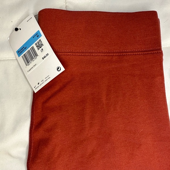 Nike tight fit high rise full length leggings - Picture 2 of 6